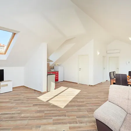 Hedera Estate Hedera A60 Apartman